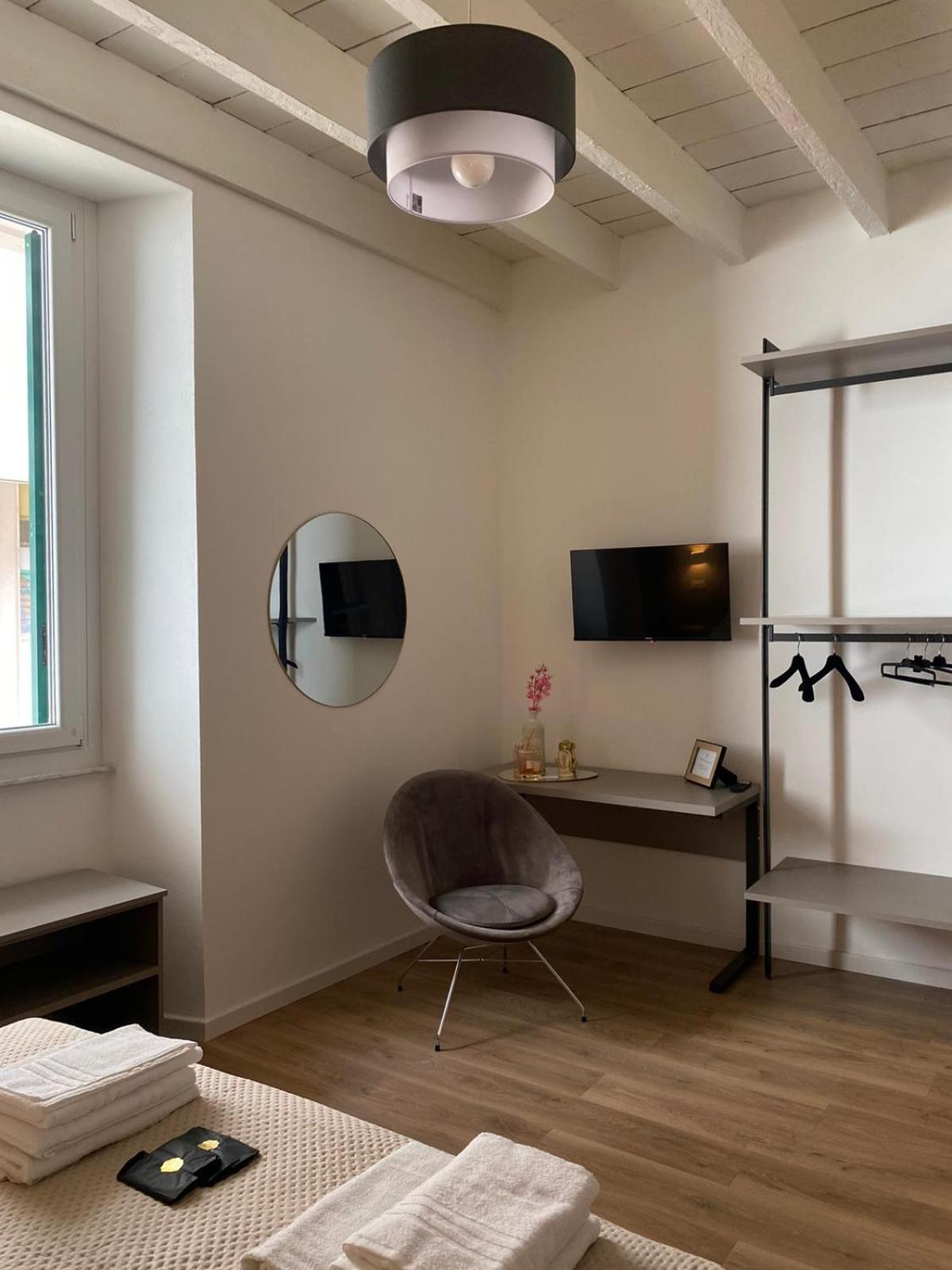 Indipendence Home La Spezia Exterior photo